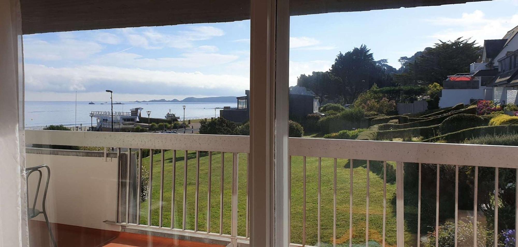 Appartement Vue Sur Mer Avec Terrasse, Plage De Trestraou A Perros-Guirec - Ref 861 Luaran gambar